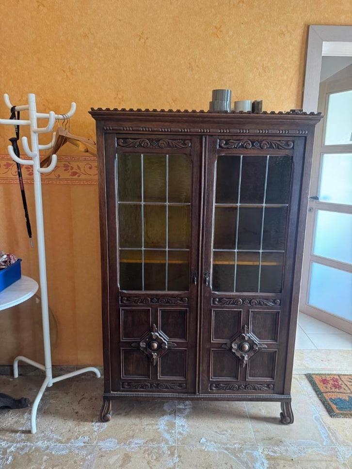 Massief Eikenhouten Kast met Glas en Houtsnijwerk – 162 cm H, Huis en Inrichting, Kasten | Vitrinekasten, Gebruikt, 150 tot 200 cm