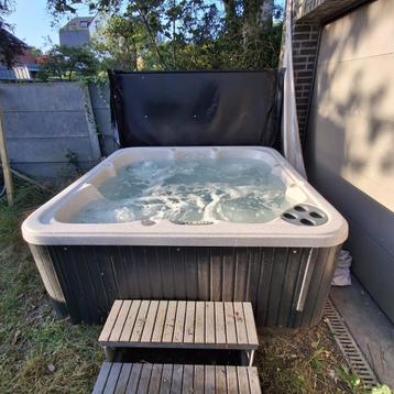 jacuzzi One Dimension Spa beschikbaar voor biedingen