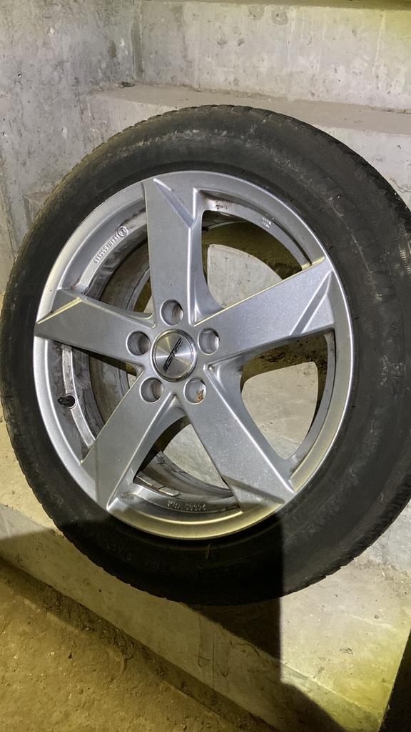 Set Alu winterwielen RIAL 225 50 17 VW seat Audi cupra skoda, Auto-onderdelen, Banden en Velgen, Band(en), Ophalen