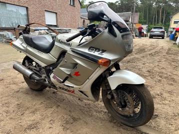 Kawasaki GPZ 1000 RX oldtimer beschikbaar voor biedingen