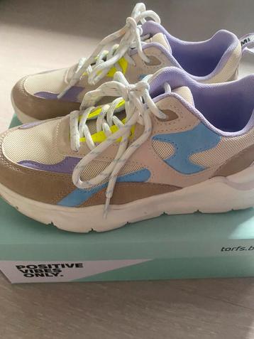 Cemi schoenen mt 33, Enlèvement ou Envoi, Comme neuf, Chaussures