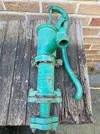 Ancienne pompe manelle pour décoration., Ophalen, Gebruikt