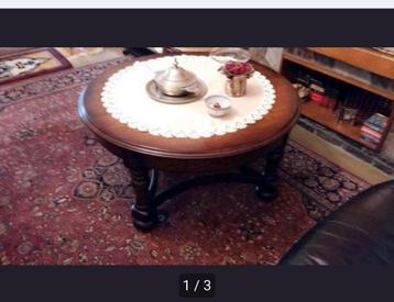 Ronde eiken salontafel  beschikbaar voor biedingen