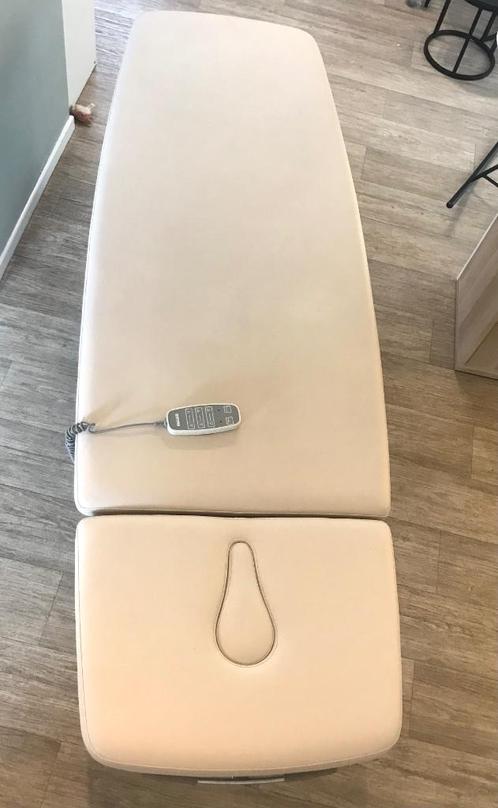 Table de massage gymna, Sport en Fitness, Massageproducten, Zo goed als nieuw, Massagetafel, Ophalen