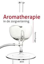 Aromatherapie in de zorgverlening - Patricia Rogge, Boeken, Esoterie en Spiritualiteit, Gelezen, Ophalen of Verzenden