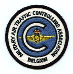 Belgische luchtmacht patch Mil air traffic controllers asso., Verzamelen, Verzenden, Luchtmacht, Embleem of Badge