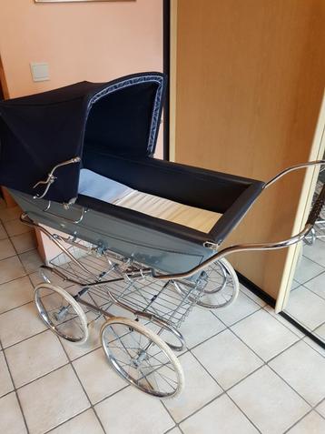 Kinderwagen beschikbaar voor biedingen