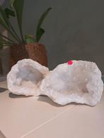 Bergkristal geode paar (1.7 kilo), Ophalen of Verzenden