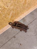 Dubbele industriële hijskatrol – scheepsblok / pulley, Gebruikt, Warandestraat 51, Nazareth, Info@keukiesshop.com, Ophalen