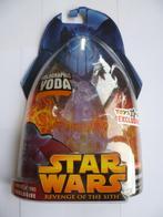 STARWARS ROTS"HOLOGRAPHIC YODA"TOYS"R"US EXCLUSIVE UIT 2005, Ophalen of Verzenden, Zo goed als nieuw, Actiefiguurtje