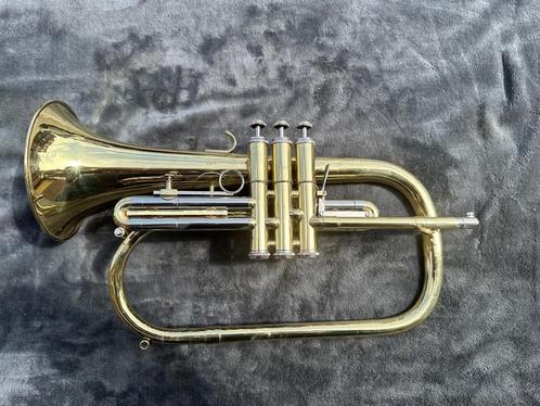 Bugel Getzen Capri, Muziek en Instrumenten, Blaasinstrumenten | Trompetten, Gebruikt, Overige typen, Met koffer, Ophalen of Verzenden