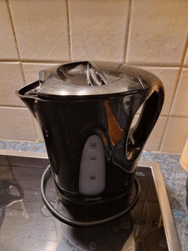 DOMO Waterkoker RVS - Snel & Praktisch!, Elektronische apparatuur, Waterkokers, Nieuw, 1 tot 2 liter, Draadloos, Ophalen