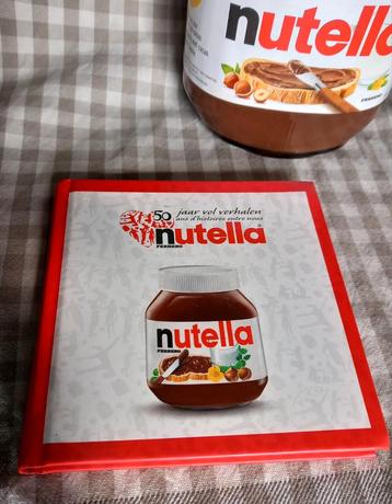 Kookboekje voor chocoladedesserts van Nutella -> 2€ beschikbaar voor biedingen