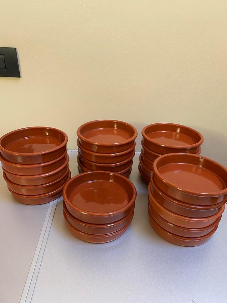 🍄 23 Vuurvaste ovenschaaltjes ( 16 cm x 3 cm ) in TOPSTAAT, Huis en Inrichting, Keuken | Servies, Zo goed als nieuw, Schaal of Schalen