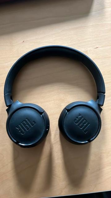 JBL T500BT beschikbaar voor biedingen