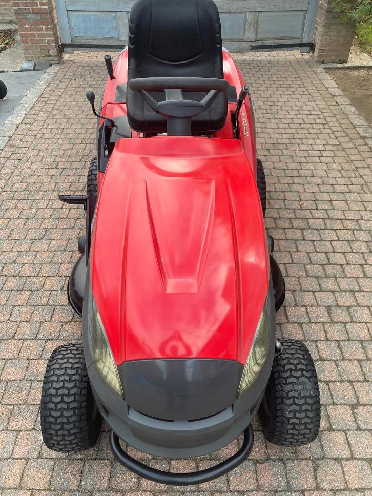 Zitmaaier Castelgarden, Tuin en Terras, Zitmaaiers, Gebruikt, 90 tot 120 cm, Elektrische starter, Opvangbak, Ophalen