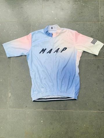 Replica truitje Maap beschikbaar voor biedingen