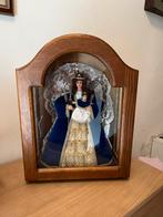 Mariabeeld in kastje, Antiek en Kunst, Antiek | Religieuze voorwerpen, Ophalen