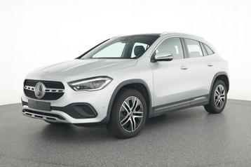 Mercedes-Benz GLA-Klasse 250 e Luxury Line | Panoramisch Dak beschikbaar voor biedingen