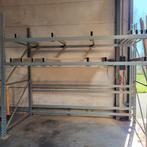 Étagère à assiettes, Enlèvement