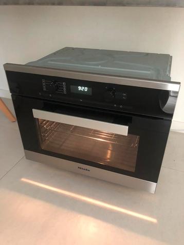 MIELE oven  beschikbaar voor biedingen