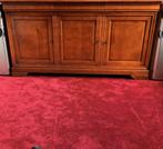 Walnoot dressoir, Ophalen