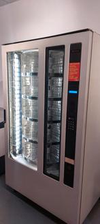Fas gekoelde aardbei brood automaat., Ophalen, Gebruikt