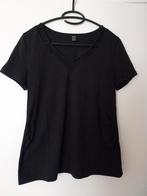 Zwarte T-shirt met V-nek - Shein - 38 - mooie gedragen staat, Vêtements | Femmes, Vêtements de grossesse, Taille 38/40 (M), Enlèvement