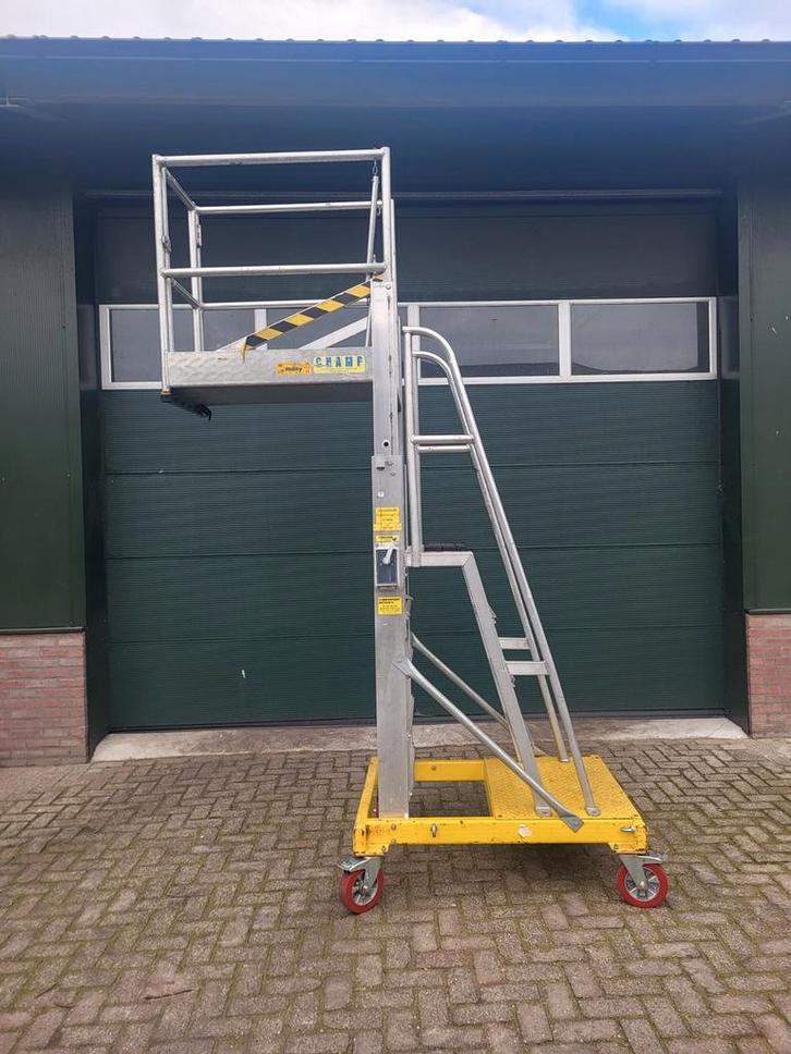 Mobiel in hoogte verstelbaar platform CHAMP, Doe-het-zelf en Bouw, Ladders en Trappen, Ophalen