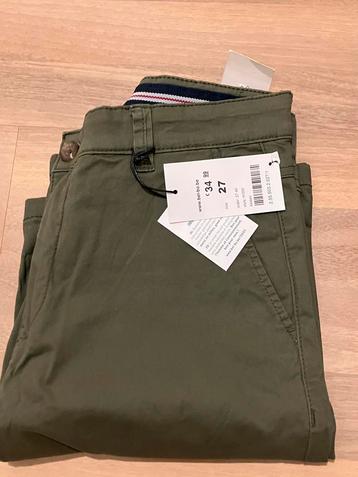 Jongensshort nieuw maat 27 beschikbaar voor biedingen