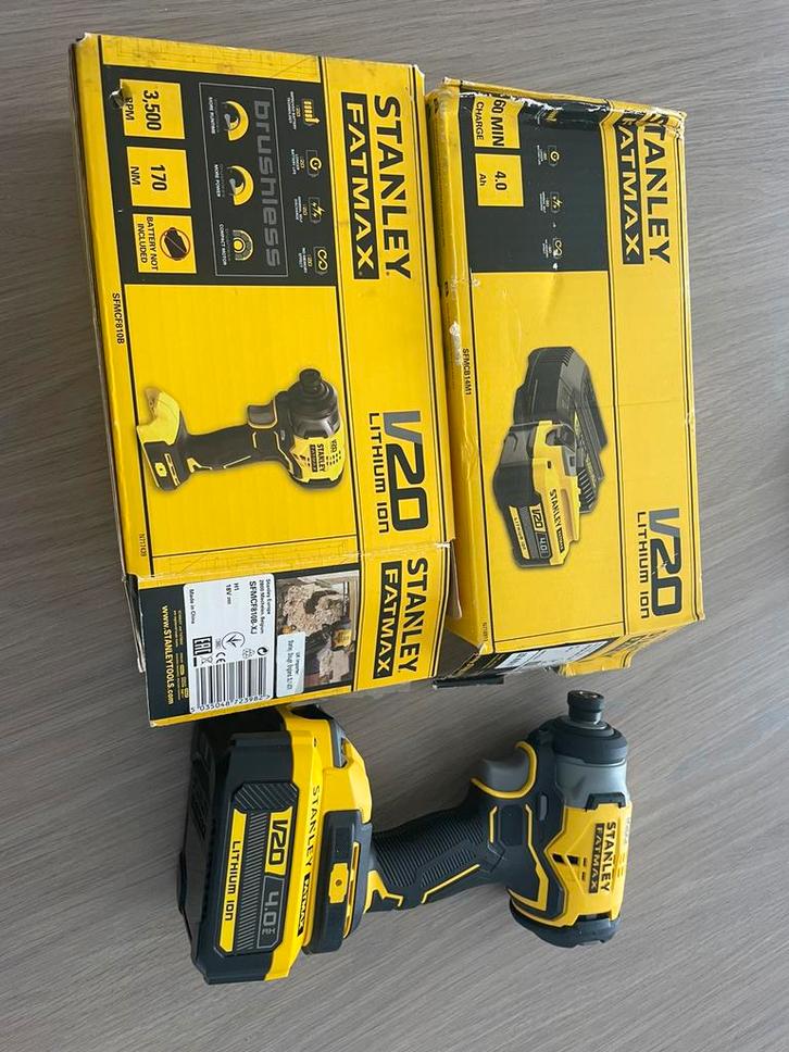 Stanley Fatmax V20Slagschroevendraaier  batterij&lader NIEUW, Doe-het-zelf en Bouw, Gereedschap | Boormachines, Zo goed als nieuw