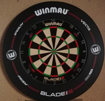 Blade 6 Triple Core, Surround Blade 6, tapis de taureau+oche, Enlèvement ou Envoi, Comme neuf, Cible de fléchettes avec fléchettes