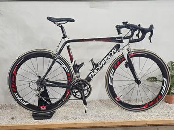 Full carbon Thompson koersfiets, Fietsen en Brommers, Fietsen | Racefietsen, 28 inch, Carbon, Ophalen of Verzenden, Zo goed als nieuw