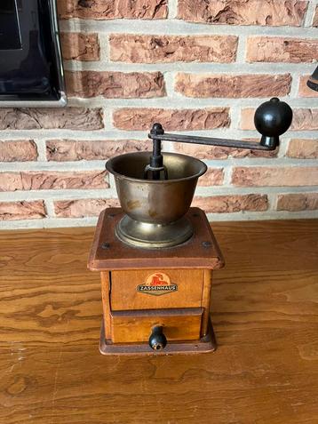 Oude koffiemolen Zassenhaus beschikbaar voor biedingen