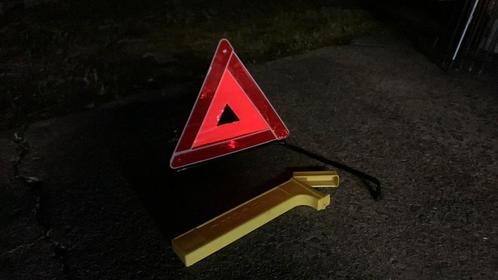 Triangle de danger nouveau, Autos : Divers, Accessoires de voiture, Neuf, Enlèvement ou Envoi