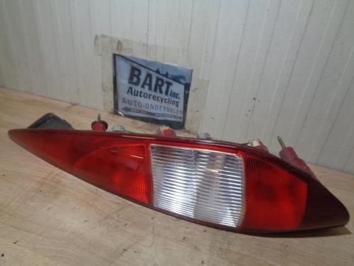Achterlicht rechts van een Ford Mondeo, Auto-onderdelen, Verlichting, Ford, Gebruikt, 3 maanden garantie, Ophalen of Verzenden