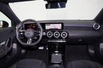 Mercedes-Benz A 180 Benz. AMG Trekhaak Sfeerlicht Camera KEY, Auto's, Mercedes-Benz, Gebruikt, Zwart, 4 cilinders, USB