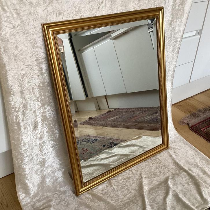 Spiegel met facetslijpsel in vergulde kader. 050/H., Huis en Inrichting, Woonaccessoires | Spiegels, Ophalen