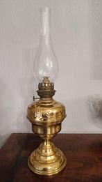 Antieke koperen olielamp met glas, Ophalen