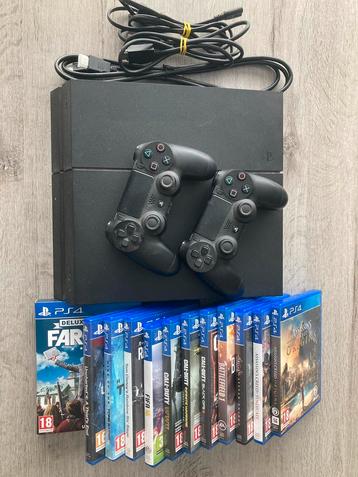 PS4 slim met 2 consoles en 12 games beschikbaar voor biedingen