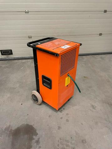 Bouwdroger beschikbaar voor biedingen