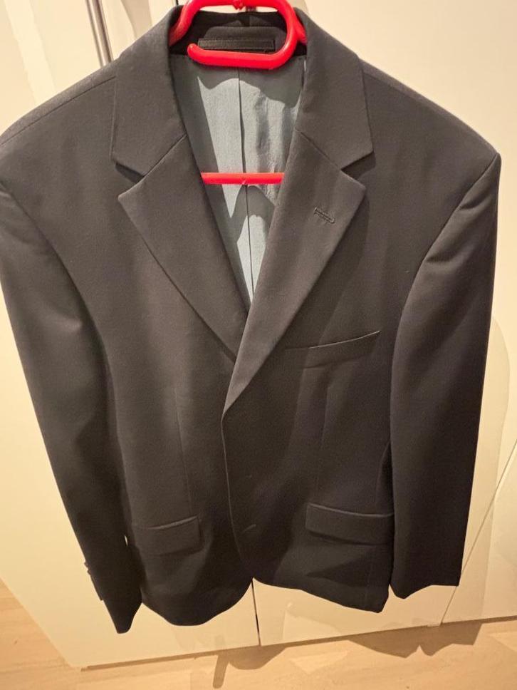 Hugo Boss costuum zwart mt 48, Kleding | Heren, Kostuums en vesten, Zo goed als nieuw, Maat 48/50 (M), Zwart, Ophalen of Verzenden