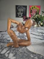 3 houten yoga beeldjes, Ophalen