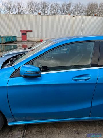 MERCEDES A KLASSE W176 blauw 162 links voor deur 2012-2018 beschikbaar voor biedingen