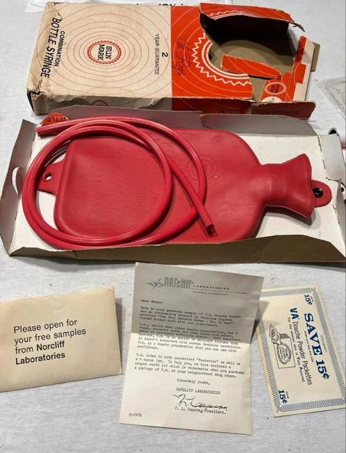Sun Mark ST. VINTAGE 1960 REGIS sacs à eau caoutchouc rouge, Divers, Matériel Infirmier, Enlèvement ou Envoi