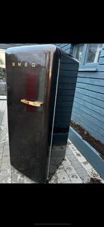 Koelkast  Smeg 1 jaar oud perfecte staat, Ophalen, Zo goed als nieuw