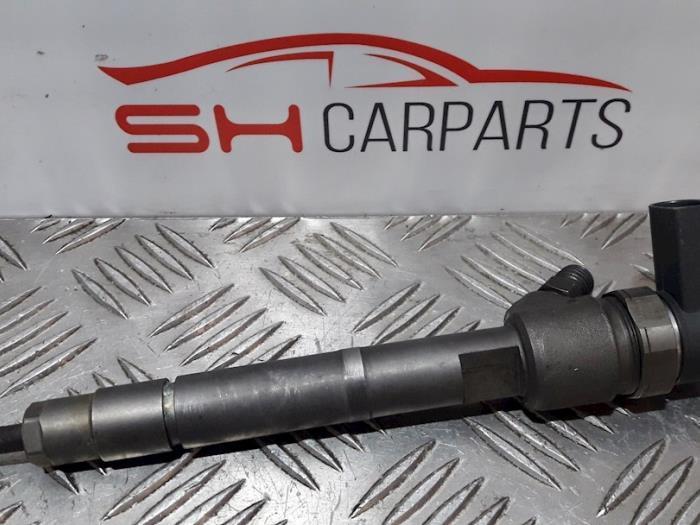 Injecteur (diesel) d'un Mercedes CLC-Klasse, Autos : Pièces & Accessoires, Systèmes à carburant, Mercedes-Benz, Utilisé, 3 mois de garantie