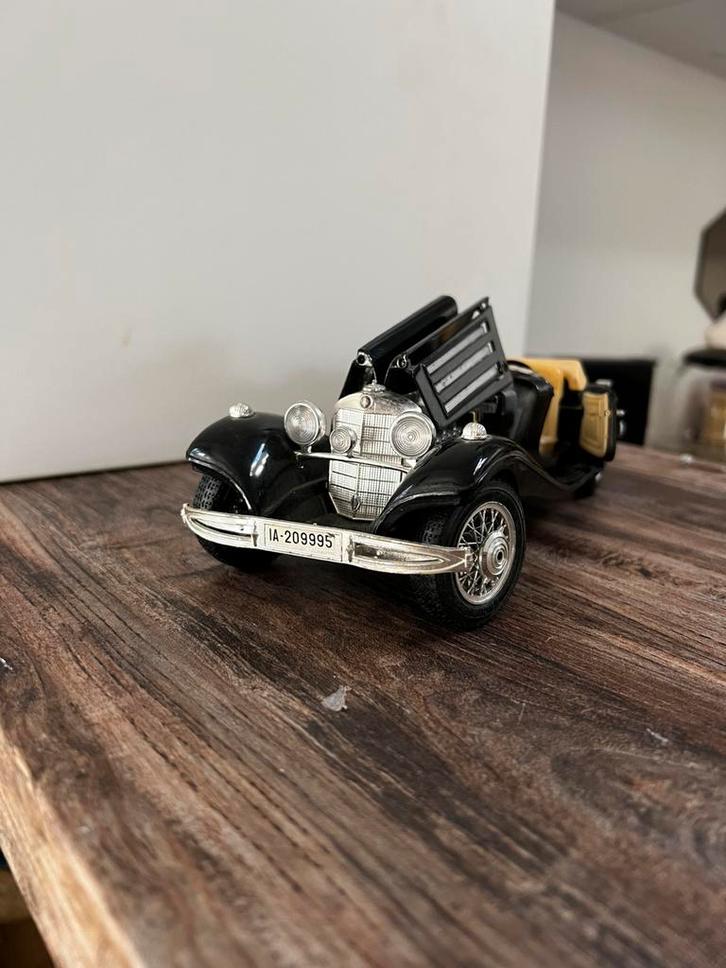 Schaalmodel mercedes benz, Hobby en Vrije tijd, Modelauto's | 1:24, Zo goed als nieuw, Ophalen