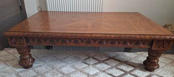 Antieke gesneden houten tafel, Ophalen