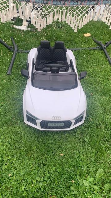Voiture électrique beschikbaar voor biedingen